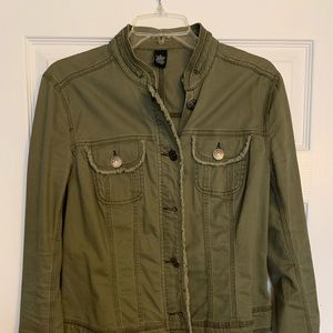 Women’s size M Kikit jacket green